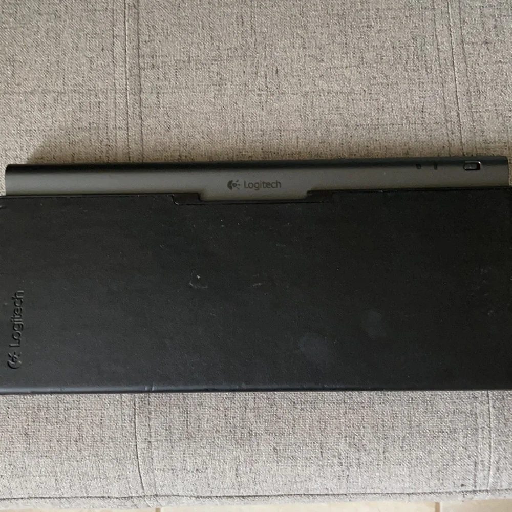 Logitech BT wireless keyboard for tablets or phones.